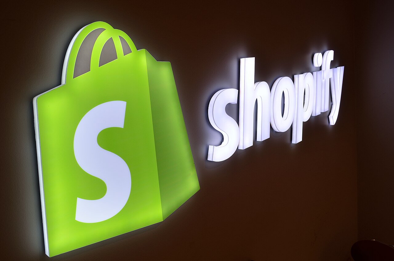 Photograph of Shopify’s illuminated sign at its Toronto office in 2017