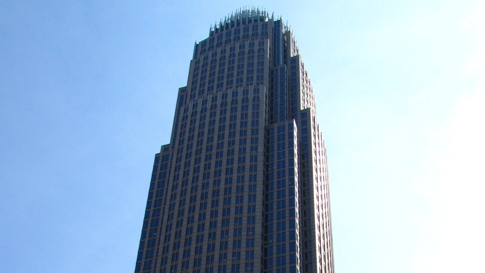 Bank of America Corporate Center in Charlotte, upper-tower view in a 2011 archival photograph