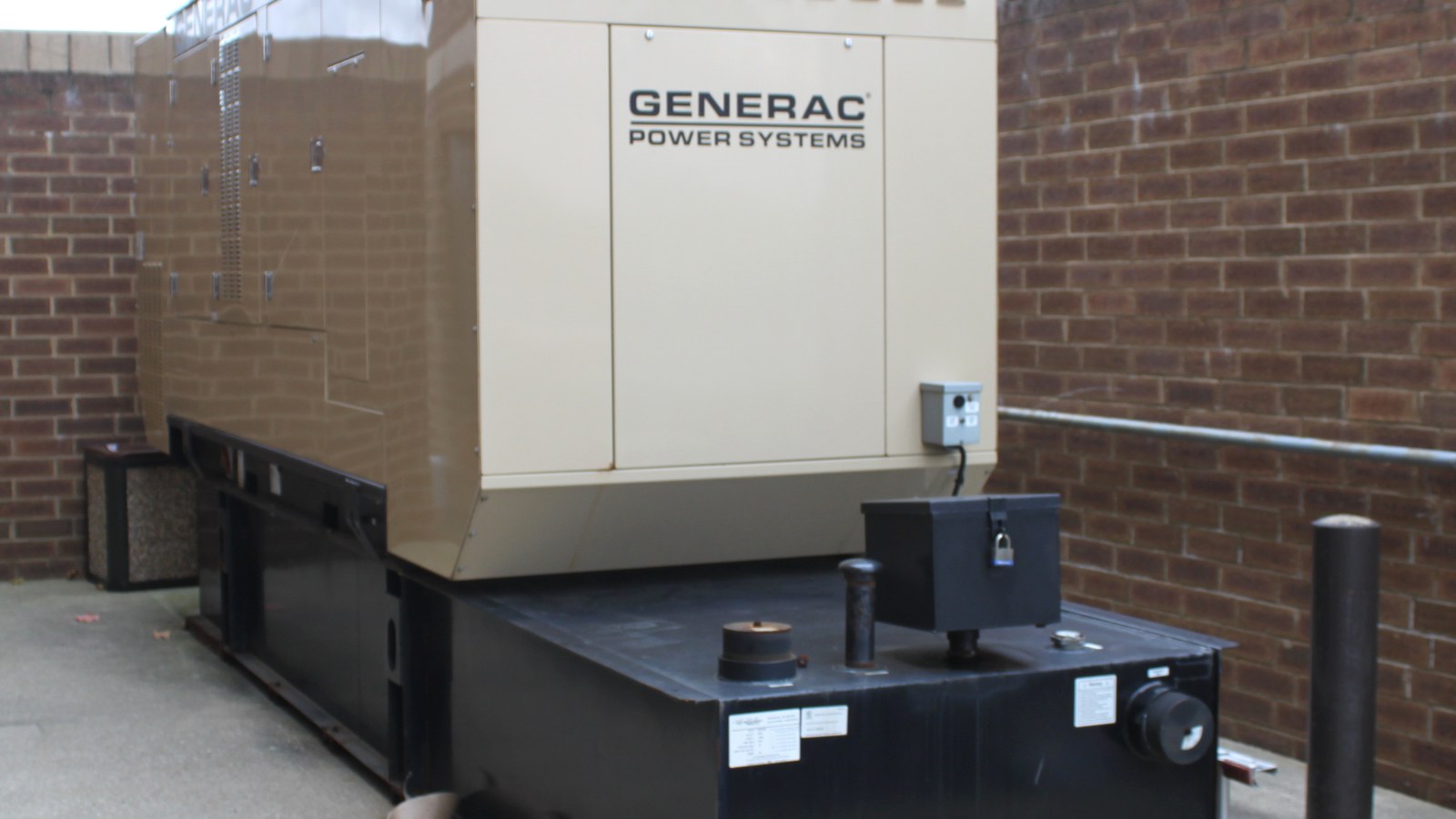 Archival Generac commercial generator in Ann Arbor, 2011; not equipment supplied under the Amazon agreement.