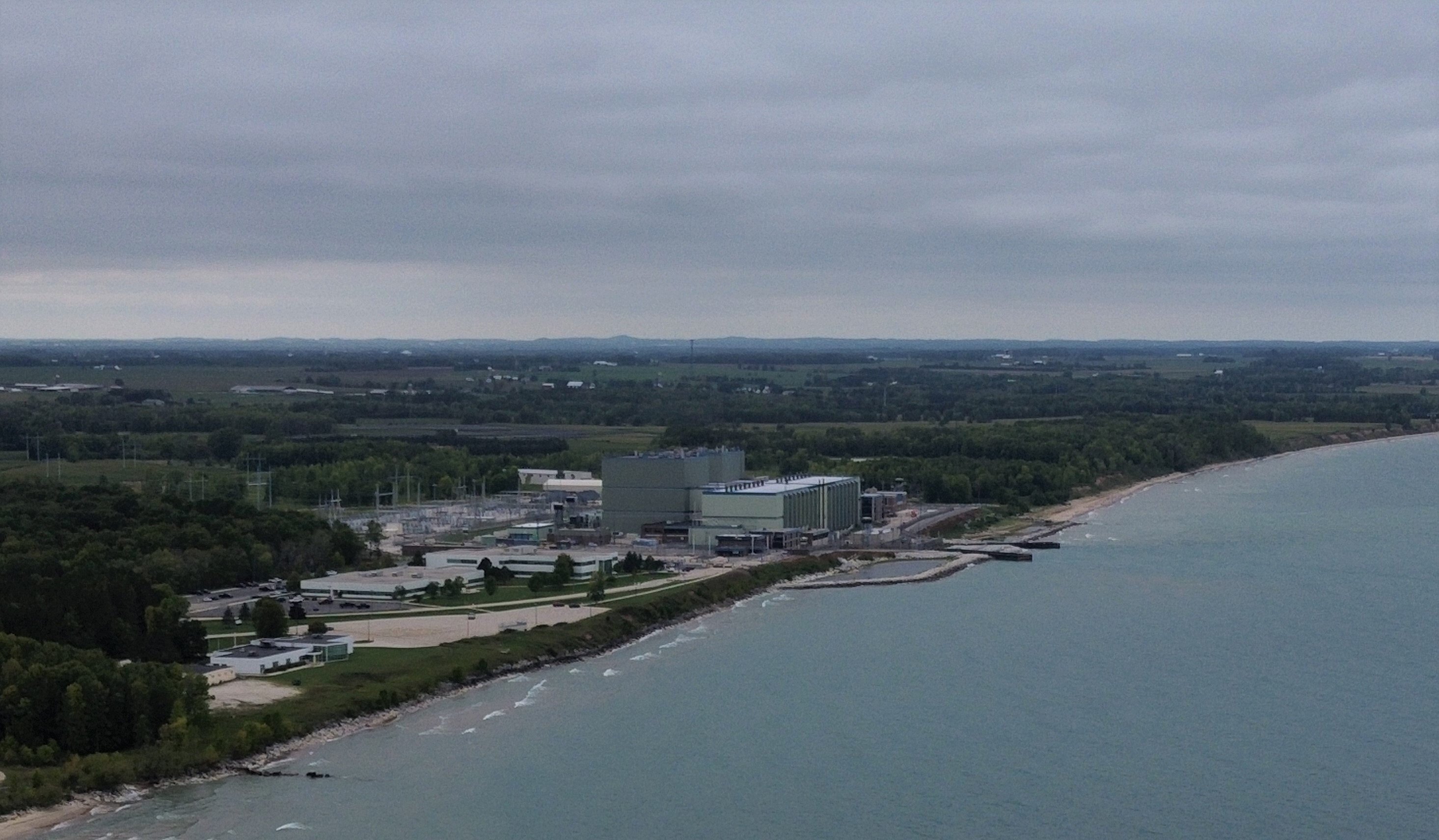 Centrale nucléaire de Point Beach vue du lac Michigan, le 8 septembre 2023. Photo d’archives; pas une nouvelle installation Oracle.